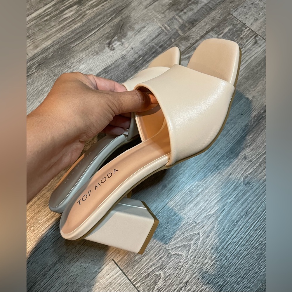 Top Moda Slip On Heels - Picture 3 of 4